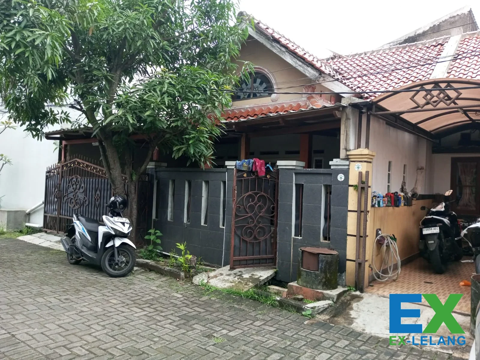 Rumah Besar Murah Di Perumahan Riung Bandung Dengan Luas 128 m² Kota Bandung