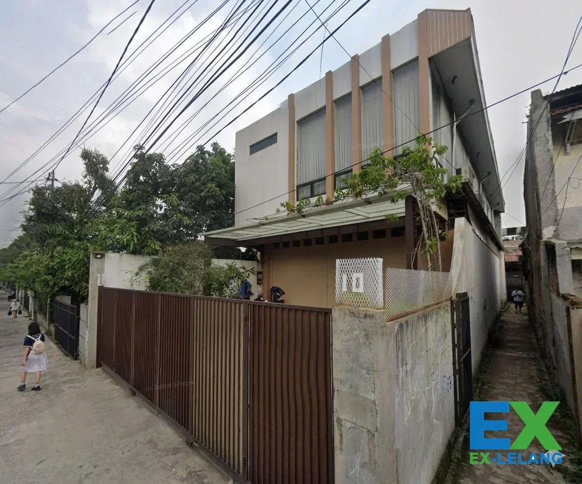 Rumah Mewah Pusat Kota Bandung Pungkur Luas 241 m²  ( Dekat Alun Alun Kota Bandung )