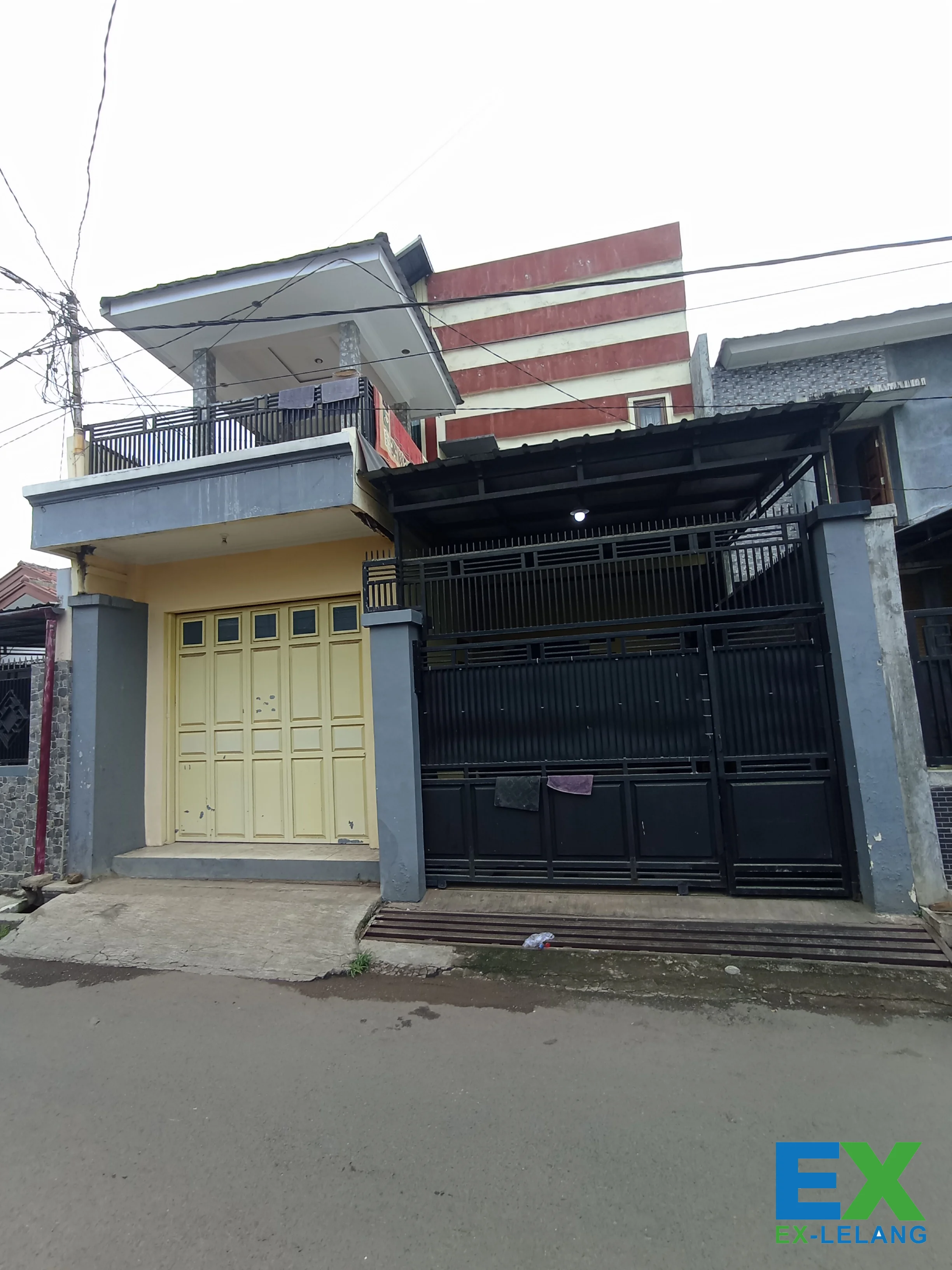 Rumah Besar 2 Lantai Dengan Luas Tanah 133 m² Di jl. Kapten Sangun Kab Bandung