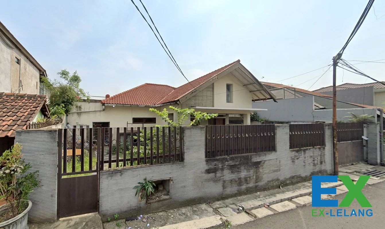 Rumah Classic Di Area Buah Batu Kayu Agung Dengan Luas 335 m²
