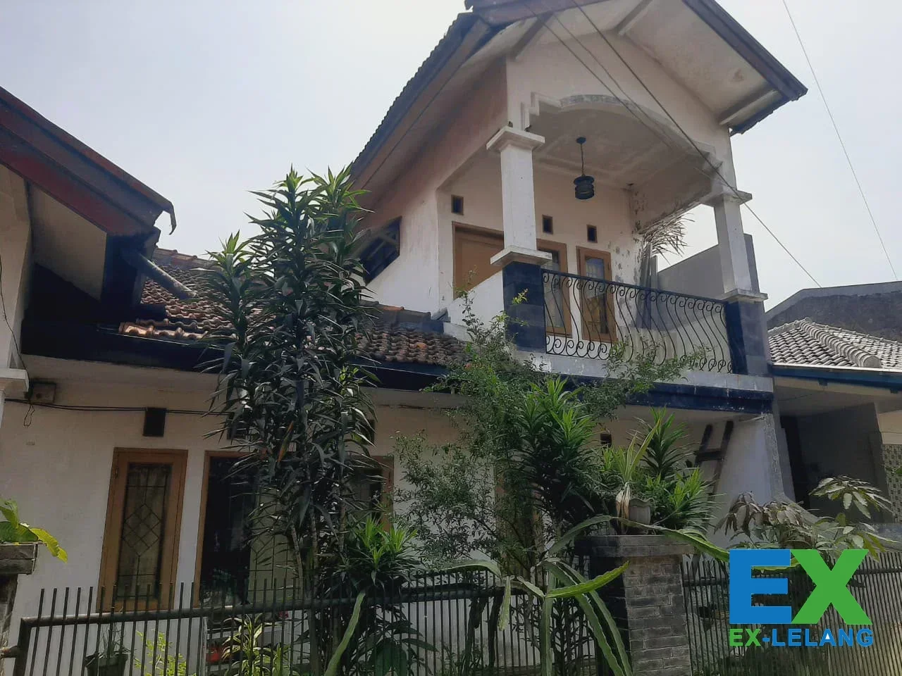 Rumah Murah Di Kawasan Elit Komplek Cisaranten Indah Lt.212 m HOOK Kota Bandung